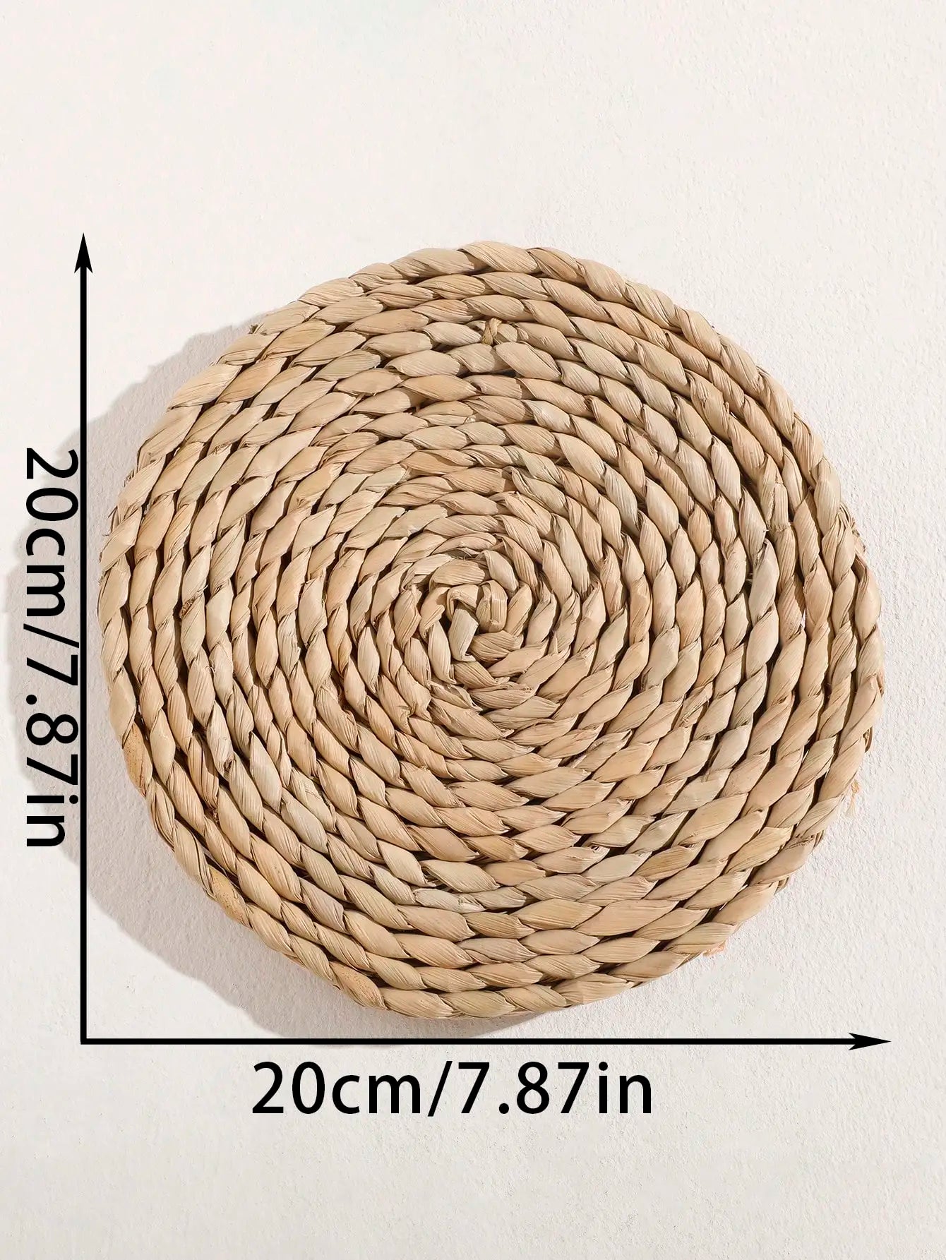 Handwoven Seagrass Wall Basket – Boho Hanging Decor for Home Interiors